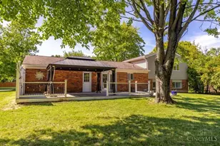 8130 Brucehills Dr, West Chester, OH 45069 - Photo 2