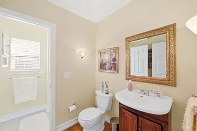 6955 Hunters Close, Maineville, OH 45039 - Photo 8