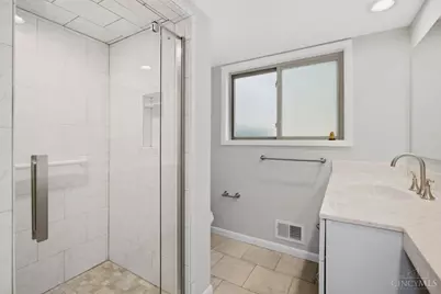 6622 E Farm Acres Drive, Cincinnati, OH 45237 - Photo 28
