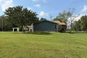 5300 Lindsey Rd, Green Twp, OH 45154 - Photo 4