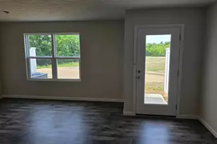 10343 Mae Ct, Colerain Township, OH 45251 - Photo 18