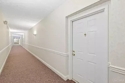 7343 Ridgepoint Drive #103, Anderson Township, OH 45230 - Photo 2