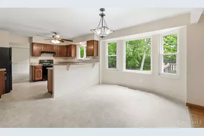 7590 Rolling Meadows Drive, West Chester, OH 45069 - Photo 10