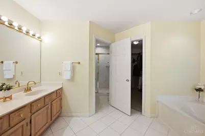 6865 Fox Hill Lane, Madeira, OH 45236 - Photo 24