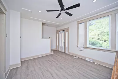 395 Elberon Avenue, Cincinnati, OH 45205 - Photo 10