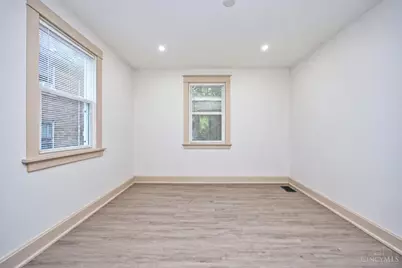 395 Elberon Avenue, Cincinnati, OH 45205 - Photo 14