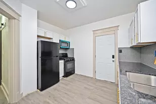 395 Elberon Ave, Cincinnati, OH 45205 - Photo 16