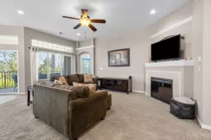 8164 Bridge Point Dr, Green Township, OH 45248 - Photo 8