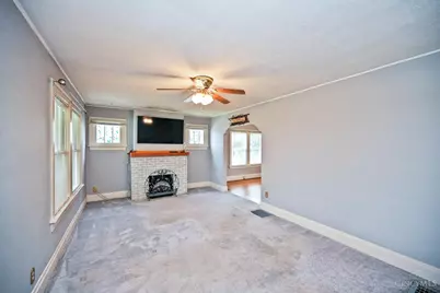 1037 Hooven Avenue, Hamilton, OH 45015 - Photo 6