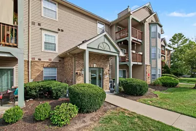 4941 N Arbor Woods Court #301, Green Township, OH 45248 - Photo 4