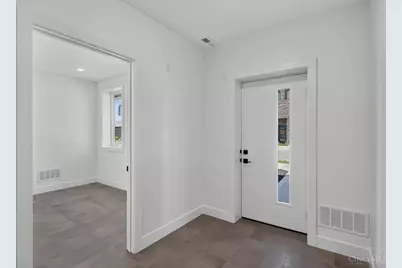 5766 Sanctuary Place, Cincinnati, OH 45230 - Photo 6