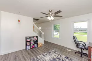 583 Skodborg Dr, Lake Lakengren, OH 45320 - Photo 4