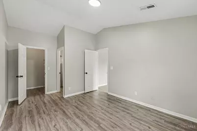 5985 Meadow Creek Drive #9, Miami Township, OH 45150 - Photo 6