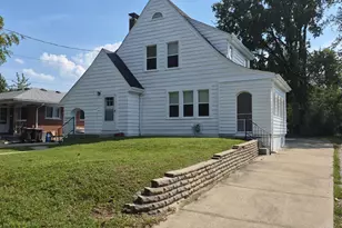 43 Chestnut Ave, Wyoming, OH 45215 - Photo 2