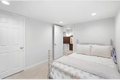 6989 Cambridge Avenue, Mariemont, OH 45227 - Photo 26