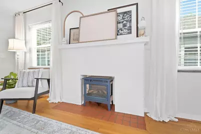 6989 Cambridge Avenue, Mariemont, OH 45227 - Photo 8