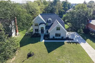 9200 Village Green Dr, Montgomery, OH 45242 - Photo 46