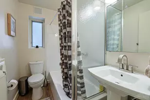 2376 Madison Rd, Cincinnati, OH 45208 - Photo 14