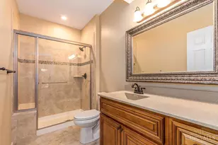 7492 Mansion Cir, Deerfield Township, OH 45040 - Photo 16