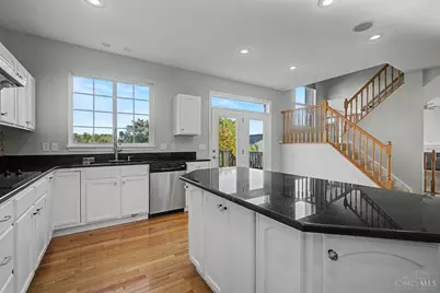 854 Jerome Park, Union Township, OH 45244 - Photo 14