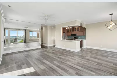 390 Grand Avenue #B, Cincinnati, OH 45205 - Photo 4