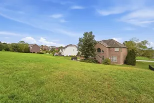 7649 Hunters Tr, West Chester, OH 45069 - Photo 18