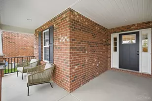 1940 Redbud Dr, Hamilton, OH 45013 - Photo 2