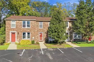 8020 Mill Creek Cir, West Chester, OH 45069 - Photo 2