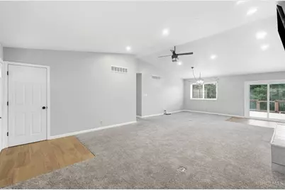 6821 Rackview Road, Green Township, OH 45248 - Photo 10