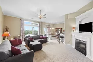 7771 Skyview Cir, Green Township, OH 45248 - Photo 6