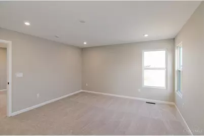 154 Kenneth Hamilton Way, Yellow Springs, OH 45387 - Photo 14