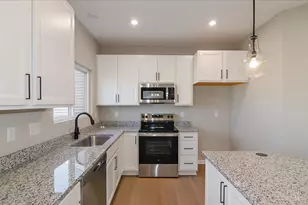 154 Kenneth Hamilton Way, Yellow Springs, OH 45387 - Photo 4