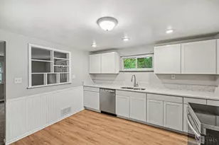 218 Forest Ave, Batavia, OH 45103 - Photo 4