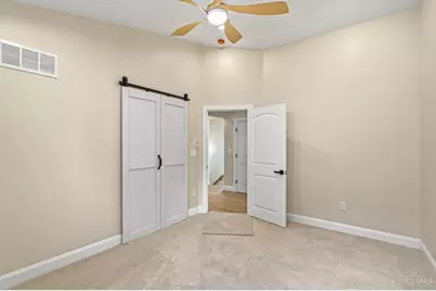 3834 Petoskey Avenue, Mariemont, OH 45227 - Photo 32