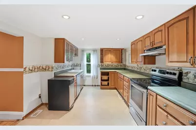 6951 Lesourdsville West Chester Road, Liberty Township, OH 45011 - Photo 12