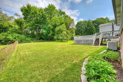 960 Butterfly Court, Springfield Township, OH 45231 - Photo 2