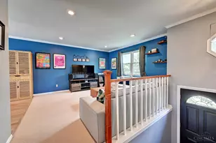 960 Butterfly Ct, Springfield Township, OH 45231 - Photo 6