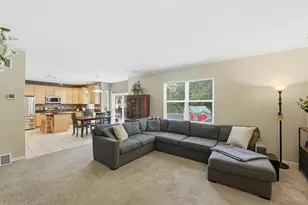 884 Ellery Dr, Union Township, OH 45245 - Photo 6
