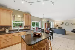 884 Ellery Dr, Union Township, OH 45245 - Photo 10