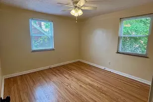 6015 Red Bank Rd, Cincinnati, OH 45213 - Photo 2