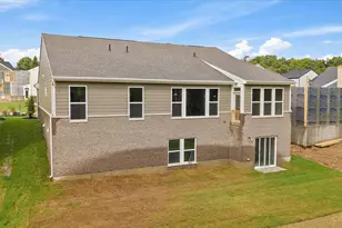 2552 Golden Leaf Dr, Beavercreek, OH 45431 - Photo 24