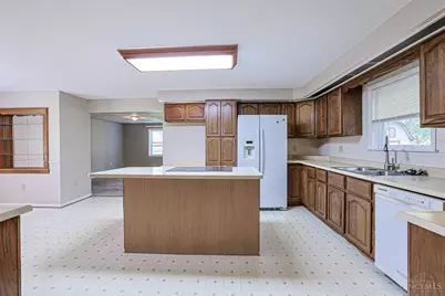 6051 Jerry Lee Drive, Miami Township, OH 45150 - Photo 14