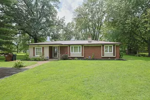 6051 Jerry-Lee Dr, Miami Township, OH 45150 - Photo 1