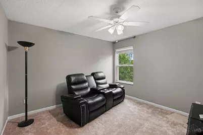 9648 Fallshill Circle, Springfield Township, OH 45231 - Photo 18