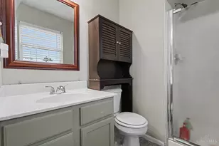 9648 Fallshill Cir, Springfield Township, OH 45231 - Photo 14