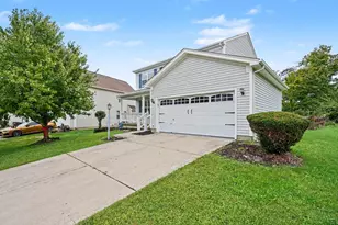 9648 Fallshill Cir, Springfield Township, OH 45231 - Photo 2