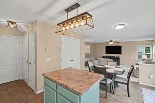 9648 Fallshill Cir, Springfield Township, OH 45231 - Photo 10