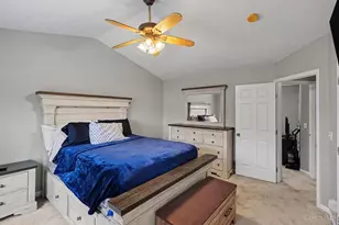 9648 Fallshill Cir, Springfield Township, OH 45231 - Photo 12