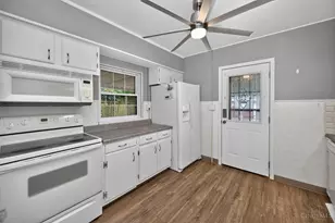 504 N Lawn Ave, Hamilton, OH 45013 - Photo 16