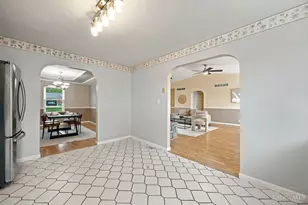 6831 Perinwood Dr, Green Township, OH 45248 - Photo 16
